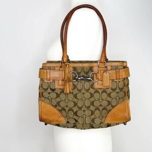 Coach Vintage Signature Canvas Leather
Brown Bag